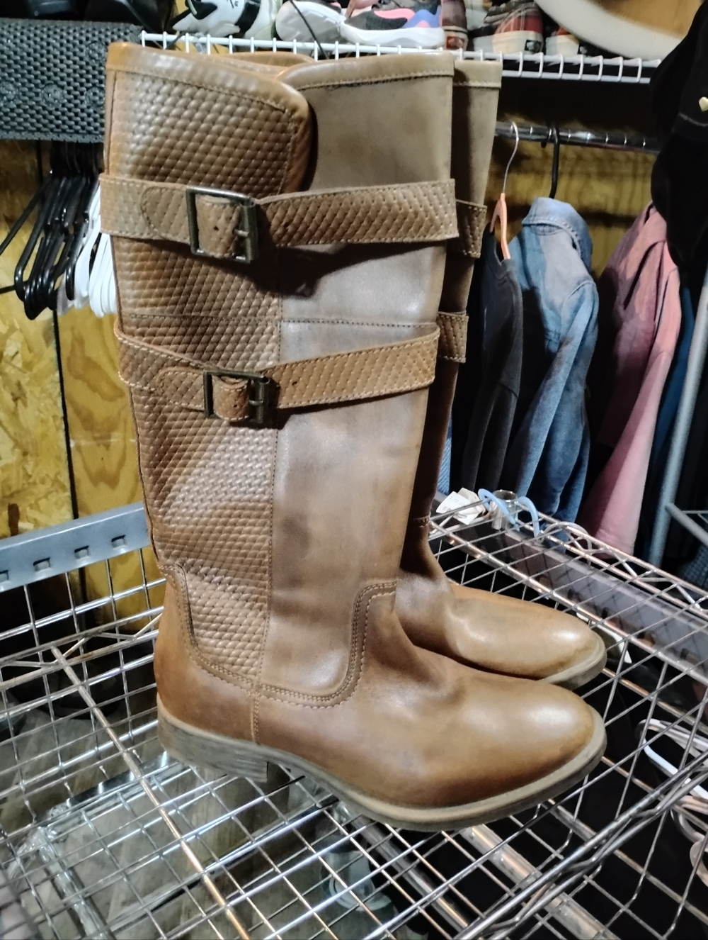 Roan Womens Brown boots